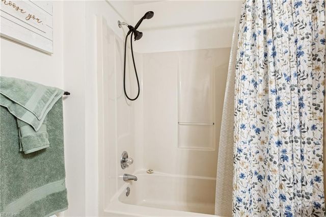 4790 Kempsville Greens PW, Virginia Beach, VA 23462