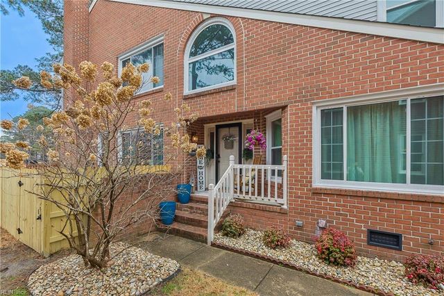 4790 Kempsville Greens PW, Virginia Beach, VA 23462