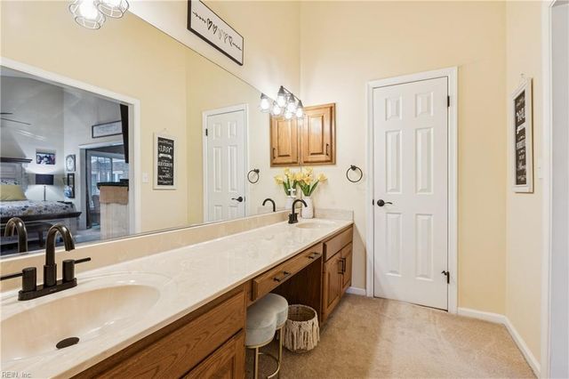 4790 Kempsville Greens PW, Virginia Beach, VA 23462