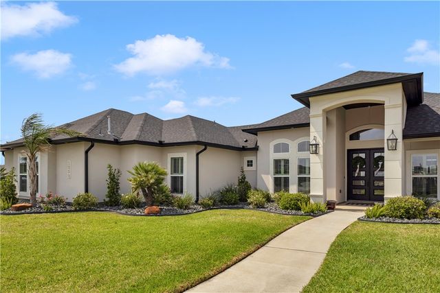 1350 Edwinstowe Ct, Corpus Christi, TX 78415