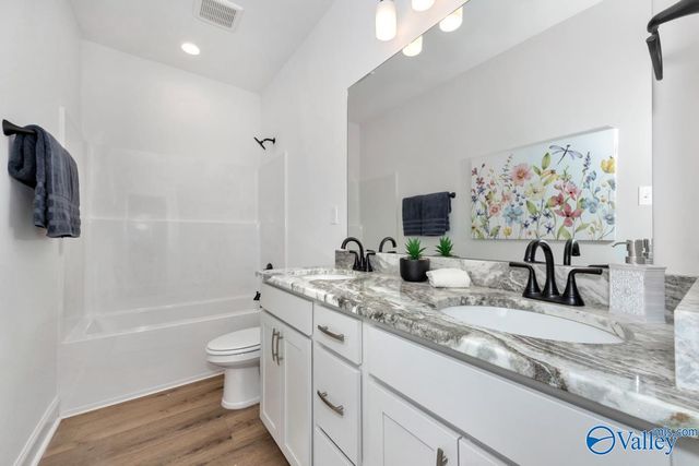 17675 Cabernet Street, Athens, AL 35613