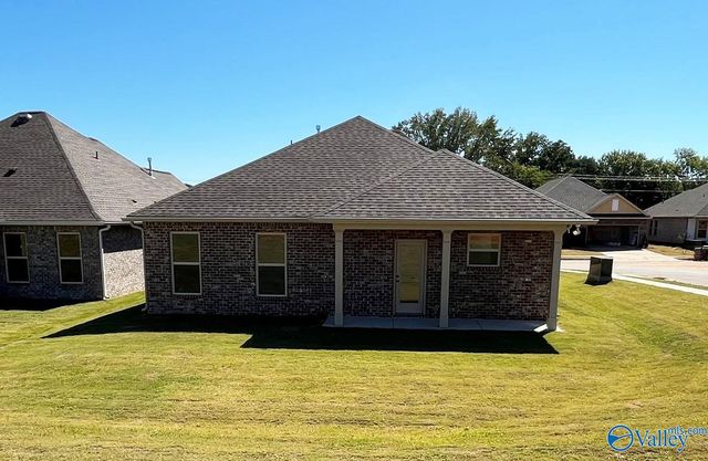 17675 Cabernet Street, Athens, AL 35613