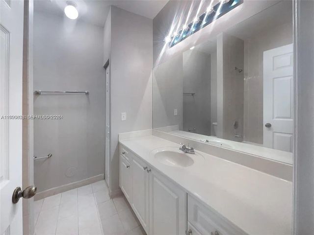 2730 NE 4th St 205, Homestead, FL 33033