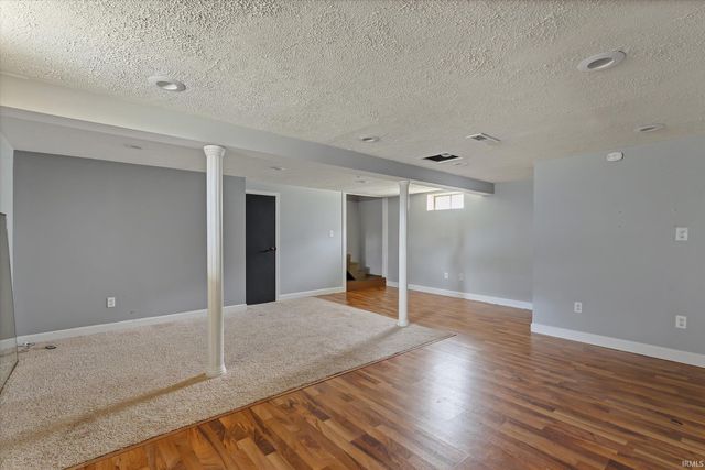 2420 Monger Avenue, Elkhart, IN 46517