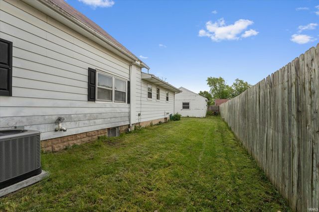 2420 Monger Avenue, Elkhart, IN 46517