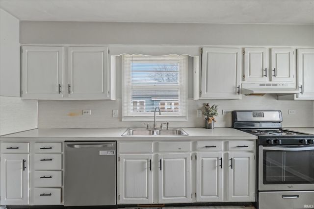 2420 Monger Avenue, Elkhart, IN 46517