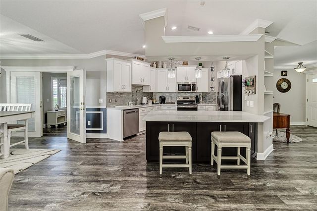 5864 MANCHESTER DRIVE W, Lakeland, FL 33810