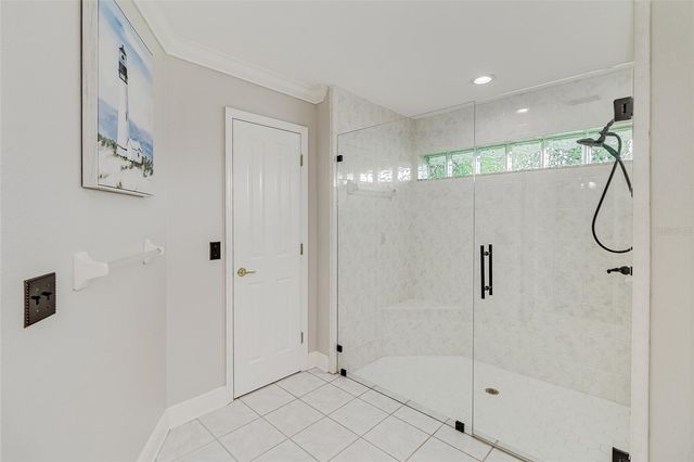 5864 MANCHESTER DRIVE W, Lakeland, FL 33810