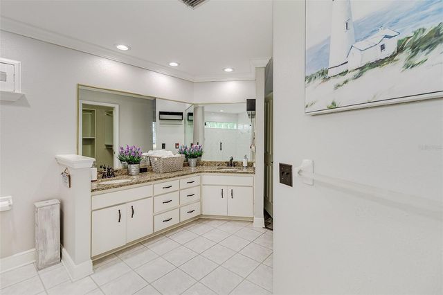 5864 MANCHESTER DRIVE W, Lakeland, FL 33810