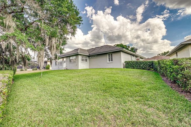 5864 MANCHESTER DRIVE W, Lakeland, FL 33810