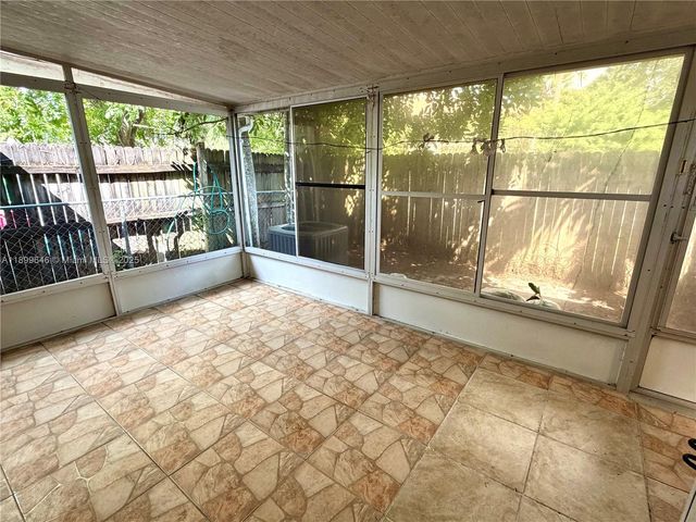 5797 S 37th St, Green Acres, FL 33463