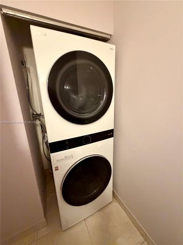 5797 S 37th St, Green Acres, FL 33463