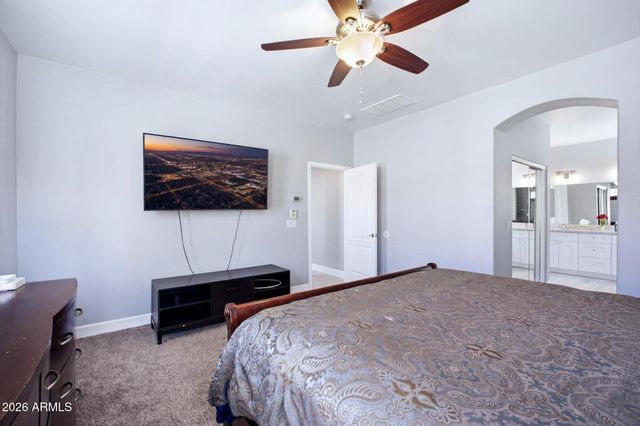 1708 W FRYE Road, Phoenix, AZ 85045