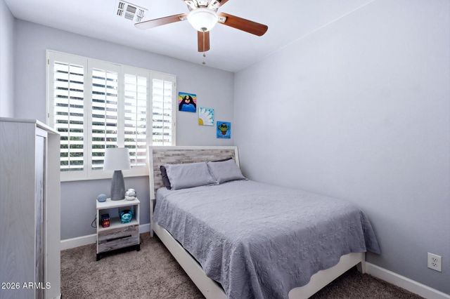 1708 W FRYE Road, Phoenix, AZ 85045