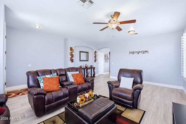 1708 W FRYE Road, Phoenix, AZ 85045