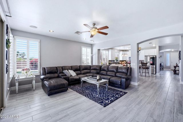 1708 W FRYE Road, Phoenix, AZ 85045