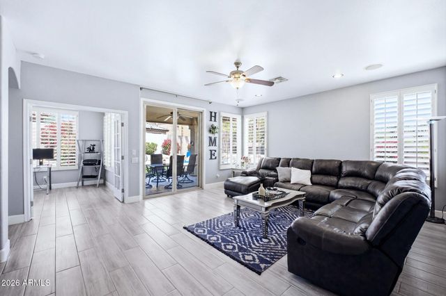 1708 W FRYE Road, Phoenix, AZ 85045