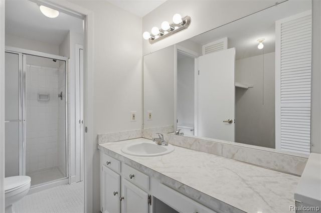 20842 E Glen Haven Circle, Northville, MI 48167