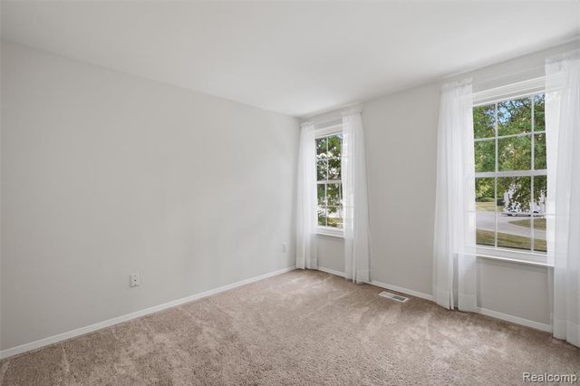 20842 E Glen Haven Circle, Northville, MI 48167