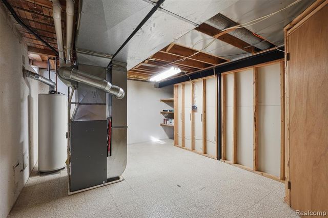 20842 E Glen Haven Circle, Northville, MI 48167