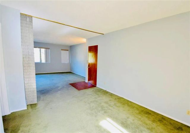 1755 N Berendo 28, Los Angeles, CA 90027