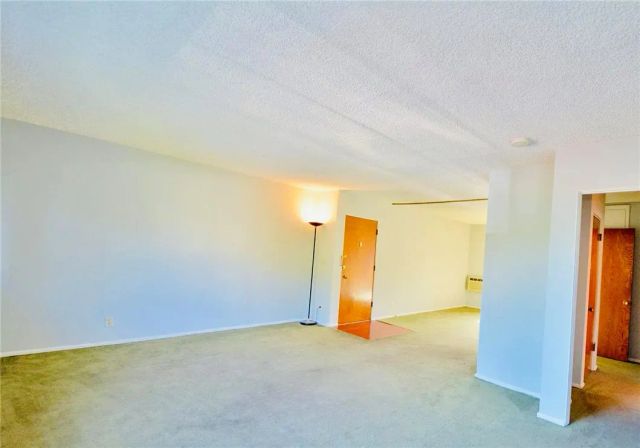 1755 N Berendo 28, Los Angeles, CA 90027