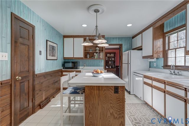 8623 Brown Summit Rd, North Chesterfield, VA 23235