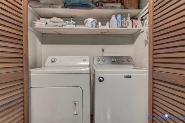 8623 Brown Summit Rd, North Chesterfield, VA 23235