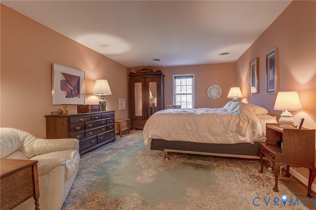 8623 Brown Summit Rd, North Chesterfield, VA 23235