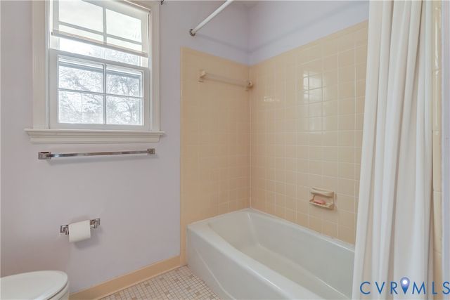 8623 Brown Summit Rd, North Chesterfield, VA 23235