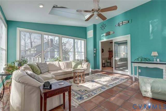 8623 Brown Summit Rd, North Chesterfield, VA 23235