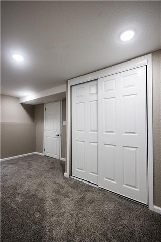 2911 Faraon Street, St Joseph, MO 64501