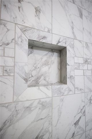 2911 Faraon Street, St Joseph, MO 64501