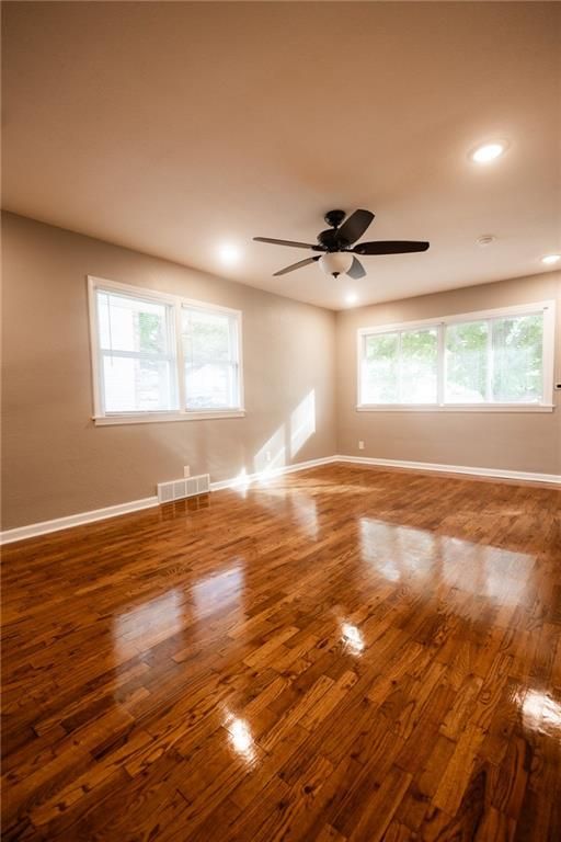 2911 Faraon Street, St Joseph, MO 64501