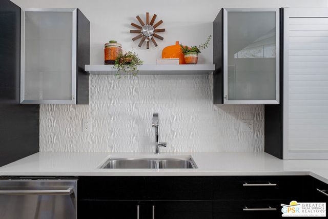 280 E Avenida Granada, Palm Springs, CA 92264