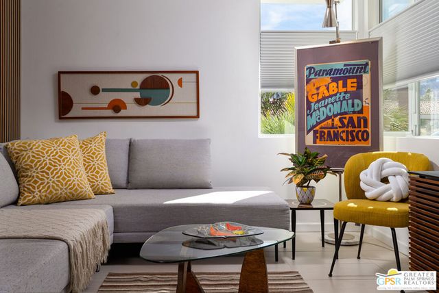280 E Avenida Granada, Palm Springs, CA 92264