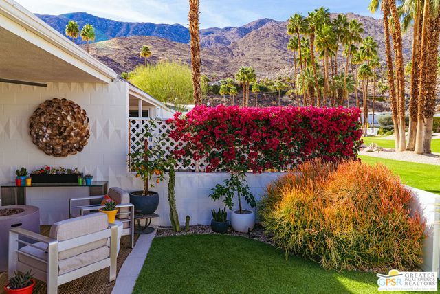280 E Avenida Granada, Palm Springs, CA 92264
