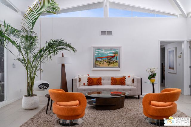 280 E Avenida Granada, Palm Springs, CA 92264