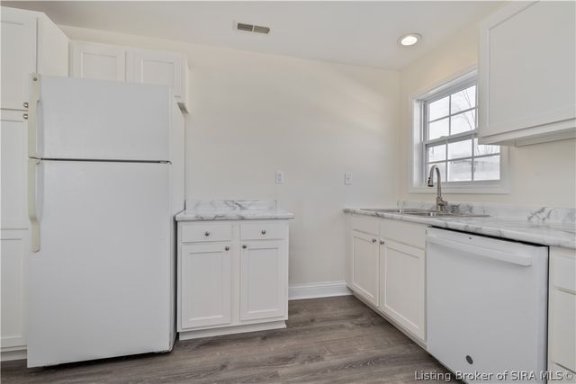 1661 Market Street, Charlestown, IN 47111