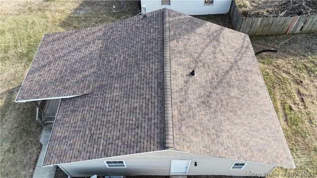 1661 Market Street, Charlestown, IN 47111