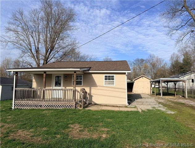 1661 Market Street, Charlestown, IN 47111