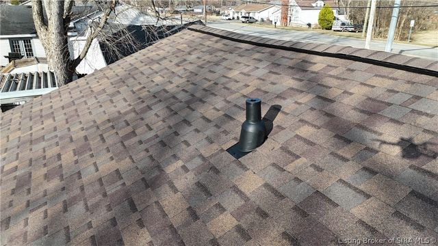 1661 Market Street, Charlestown, IN 47111