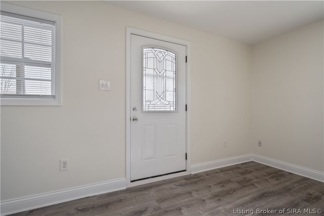 1661 Market Street, Charlestown, IN 47111