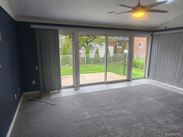 30127 Brookview Drive, Livonia, MI 48152