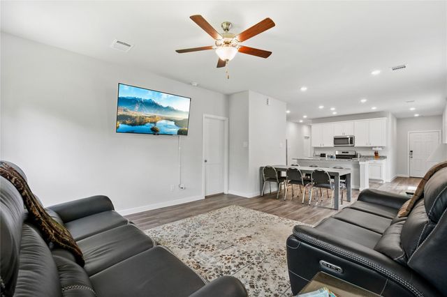 16934 Needlepoint Drive, Conroe, TX 77302