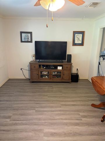 192 Moon Beam Drive, Trinity, TX 75862