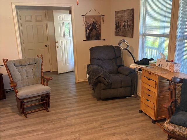 192 Moon Beam Drive, Trinity, TX 75862