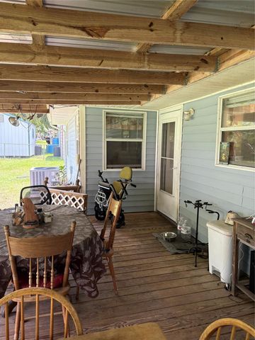 192 Moon Beam Drive, Trinity, TX 75862