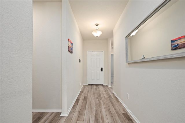 212 Gunther WAY, Taylor, TX 76574