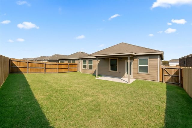 212 Gunther WAY, Taylor, TX 76574